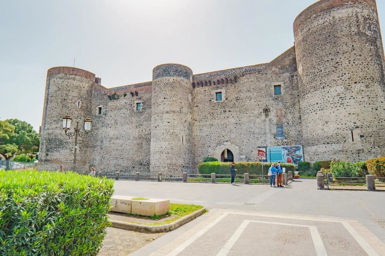 Castle Living Apartment Catania