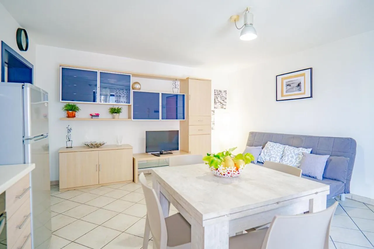 Castle Living Apartment Catania