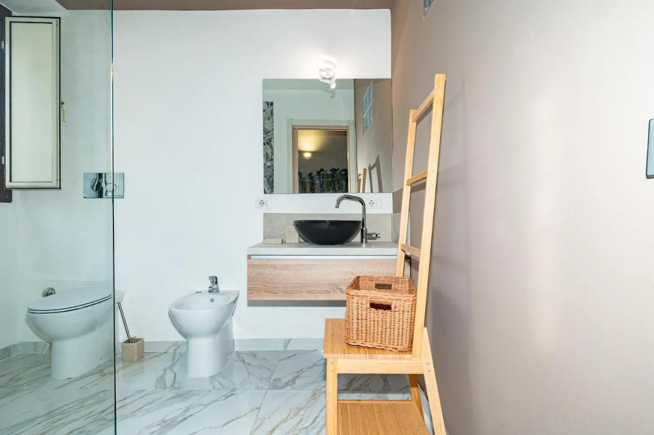 Castle Living Apartment Catania Italy