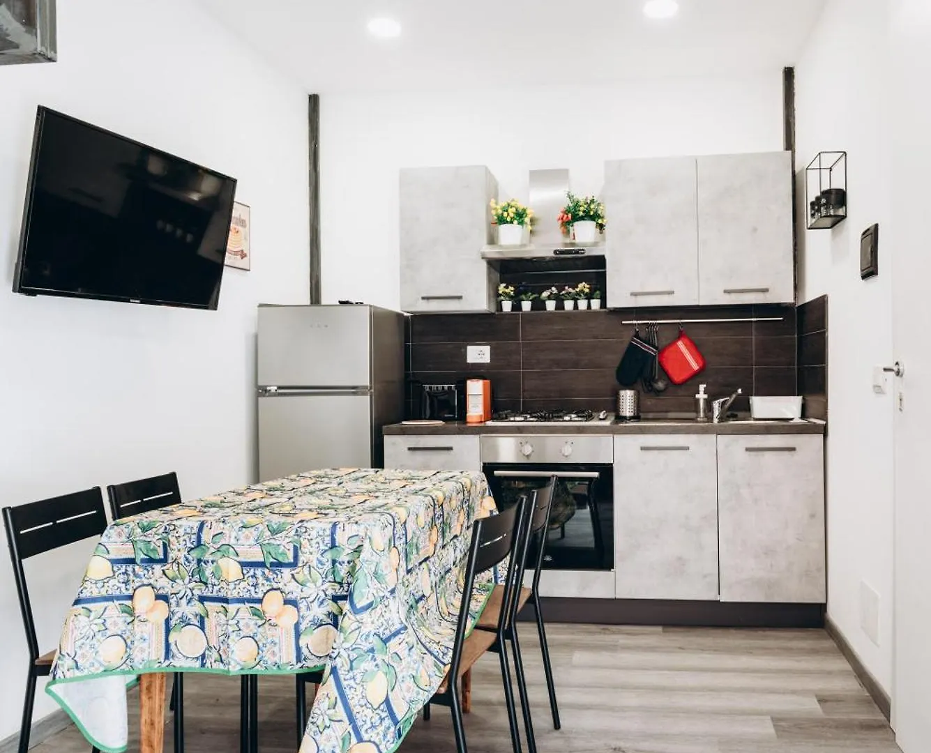 Castle Living Apartment Catania Italy